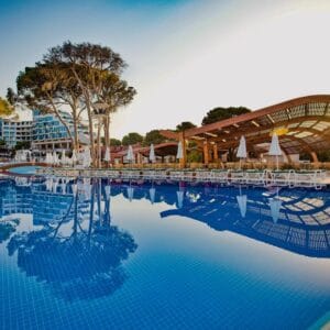 Paloma Sencia-belek-turkije